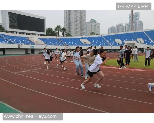 足球小将热血对决中国队与日本队的青春拼搏之战 足球小将热血对决中国队与日本队的青春拼搏之战